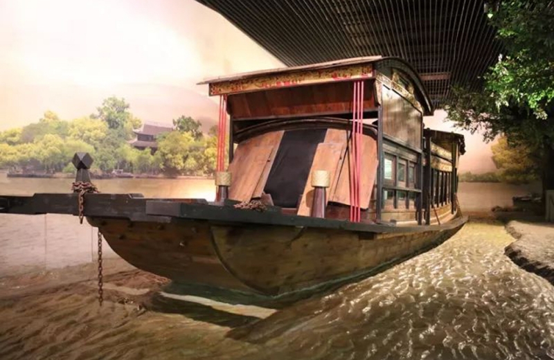 抖圈安检机及安检门为“红船”纪念馆提供安检护航